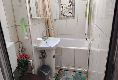 Apartament cu 2 camere decomandat în Micro 21 - 4