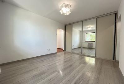Apartament cu 3 camere semidecomandat în Tomis Nord - 2