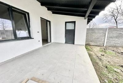 Casă cu 3 camere cu Teren 370 Mp în Bucovăț (Remetea Mare)