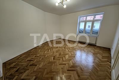 Spatiu de birouri de inchiriat 4 camere 122mp Centrul Istoric Sibiu - 4