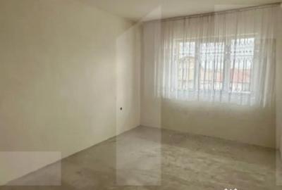 Apartament cu 5 camere decomandat în Gai - 12