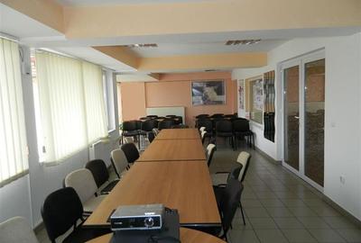 Cladire comerciala 512mp utili , parcare privata ,zona IULIUS  MALL - 8