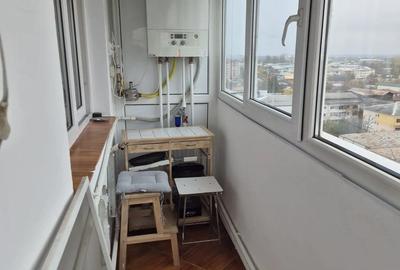 Inchiriez apartament 3 camere - 4