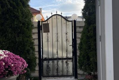 Casă cu 4 camere în Central - 2