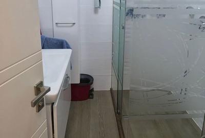 Apartament cu 3 camere decomandat în Central - 8