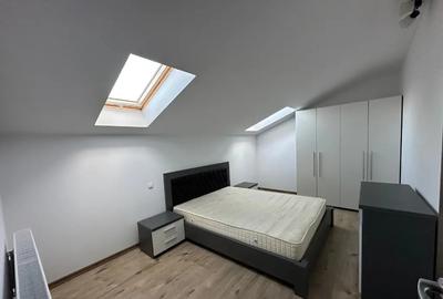 Apartament cu 3 camere decomandat în Independenței - 13