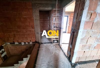 De vanzare 1/2 duplex, 4 camere, 224mp teren, Orizont - 10
