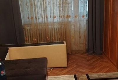 Garsonieră decomandată, mobilată în Mihai Bravu