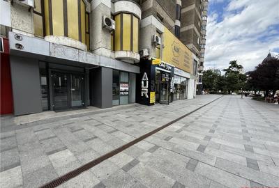 Spațiu comercial, de 150 mp, în Central - 15
