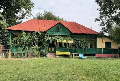 Casă cu 4 camere în Sămara - 1