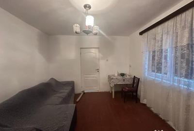 Casă cu 3 camere cu Teren 105 Mp în Central - 2