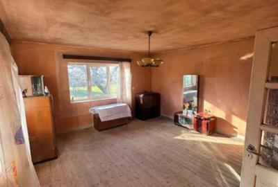 Casă cu 1 camere cu Teren 420 Mp în Tăuții de Sus