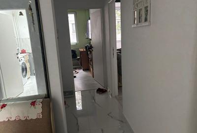 Apartament cu 3 camere decomandat în Tei - 5