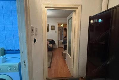 Apartament cu 3 camere decomandat în Dâmbovița - 4
