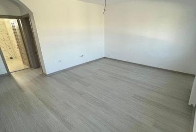Casa cu teren generos|locatie foarte buna - 9