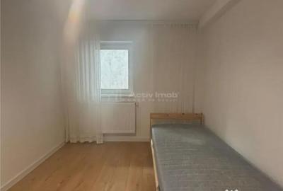 Casă cu 3 camere cu Canalizare în Eroii Revoluției - 6