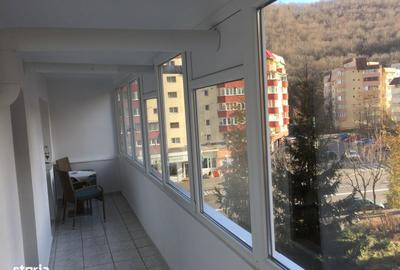Apartament cu 3 camere decomandat în Răcădău - 8