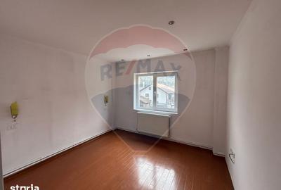 Apartament cu 3 camere în Central - 10
