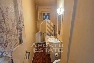 Garsoniera cu bucatarie separat ,zona Dacia - 5