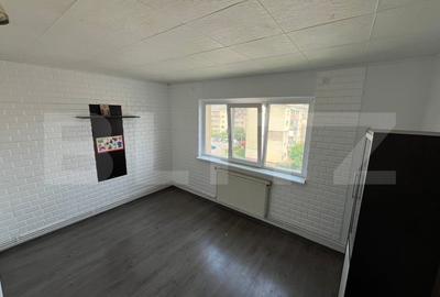 Apartament de vanzare, cu 2 camere, 54 mp, zona Micro 11 - 1