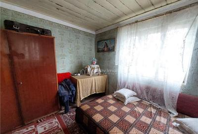 Casa 70 mp, teren 1415 mp , Zarnesti sat Fundeni - 8