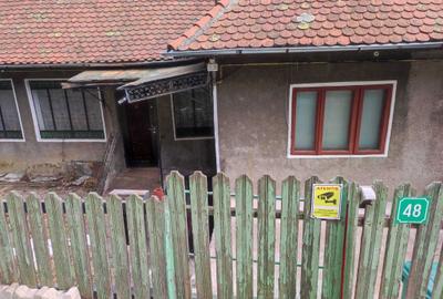 Apartament cu 2 camere decomandat în Central - 1