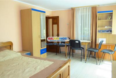 Casă cu 3 camere cu Teren 5000 Mp în Central - 8