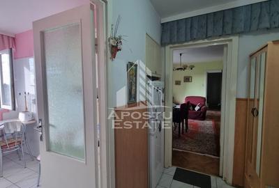 Apartament cu 3 camere semidecomandat, mobilat în Circumvalațiunii - 2