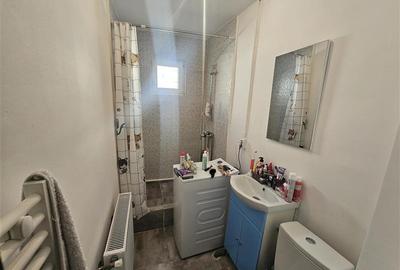 Apartament cu 2 camere nedecomandat, mobilat în Micro III - 19