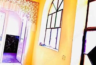 Casă cu 5 camere în Holod - 2