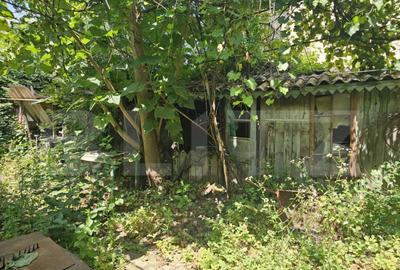 Casa la demisol, 45 mp utili, teren 372 mp in zona Botanica - 2