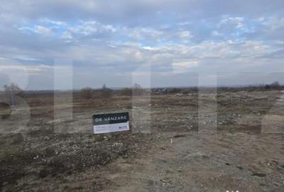 Teren de 9000 mp, în Central