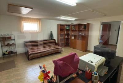 Casă cu 7 camere cu Teren 266 Mp în Central - 13