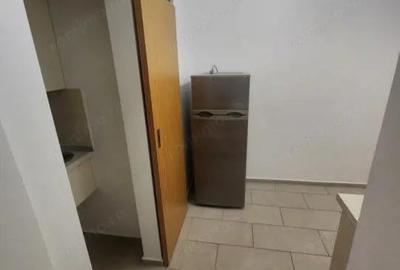 Garsonieră decomandată în Central - 3