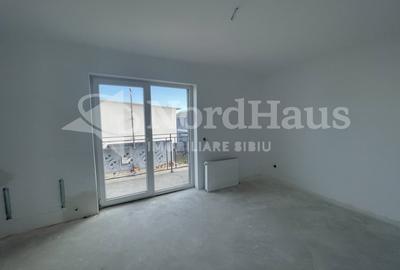 Duplex cu 4 camere cu Teren 264 Mp în Rășinari - 4