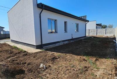 Casa individuala 4 camere/Com.Berceni - 1