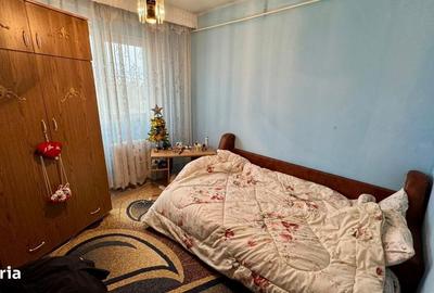 Apartament cu 4 camere decomandat în Narcisa - 2