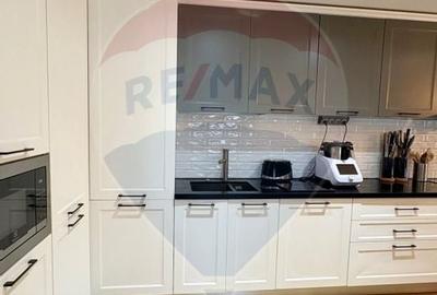 Casă cu 6 camere cu Teren 1325 Mp în Central - 4