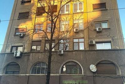 Apartament cu 3 camere semidecomandat în Romană - 10