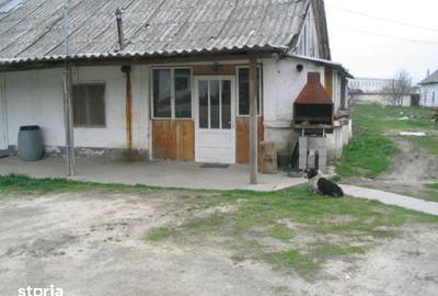 Teren de 6158 mp, în Central - 14