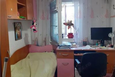 Democratiei-Pta Anton - 3