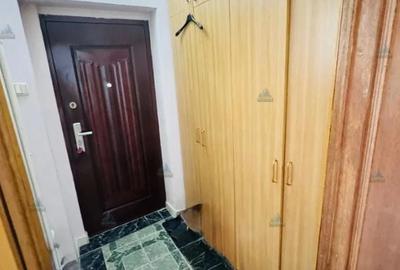 Casă individuală cu 5 camere cu Canalizare în Central - 9