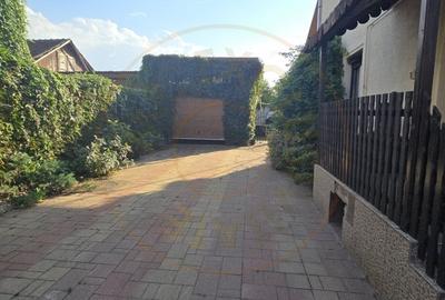 De Inchiriat Casa 6 Camere - 2