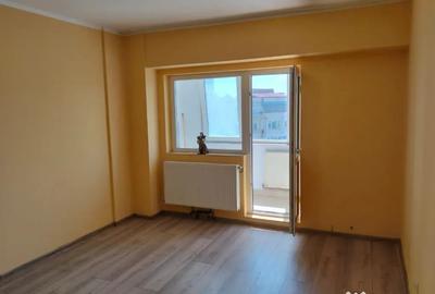 Apartament cu 3 camere decomandat în Păcurari - 1