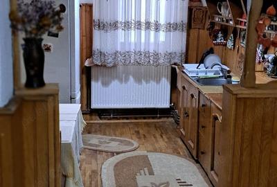 Apartament cu 3 camere decomandat în Roșiori de Vede - 3