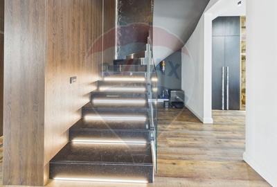 Casă cu 5 camere cu Teren 334 Mp în Prelungirea Ghencea - 22