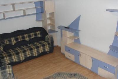 Apartament cu 3 camere decomandat, mobilat în Nicolina - 2