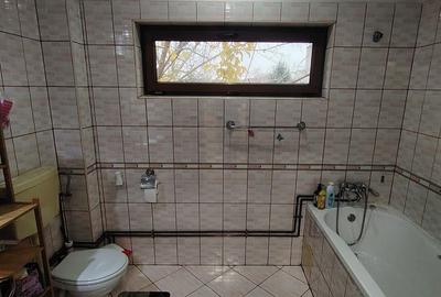 Casă individuală cu 6 camere cu Canalizare în Colentina - 10