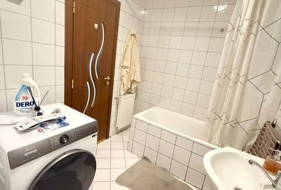 Apartament cu 3 camere decomandat în Micro 17 - 7