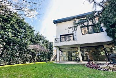 Duplex cu 6 camere cu Canalizare în Central - 1